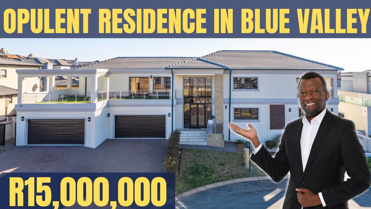 15 000 000 рэндов, пятиспальный 3-этажный дом в Blue Valley Golf and Country Estate