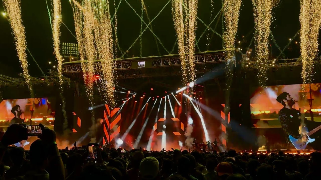 Arijit singh Amezing perfomance at Cuttack .Massive crowd enjoying the Unforgettable Night.