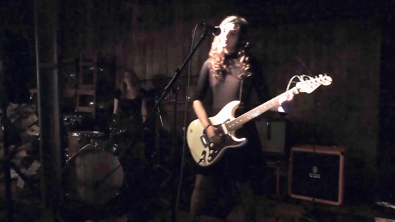 A Void @ Red's True Barbecue 11/12/16