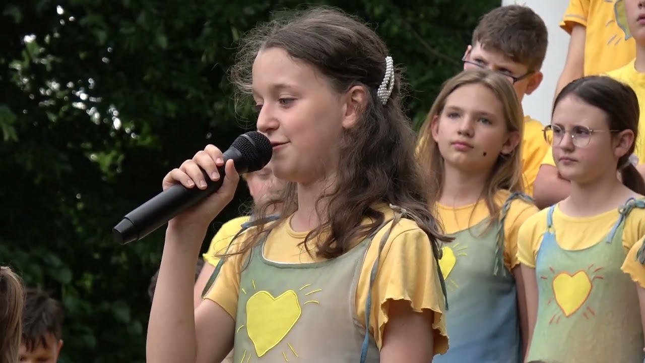 Mały Chór Wielkich Serc - 2024.05.26 Park Julianowski w Łodzi [# 1756] MARSZ DLA ŻYCIA I RODZINY