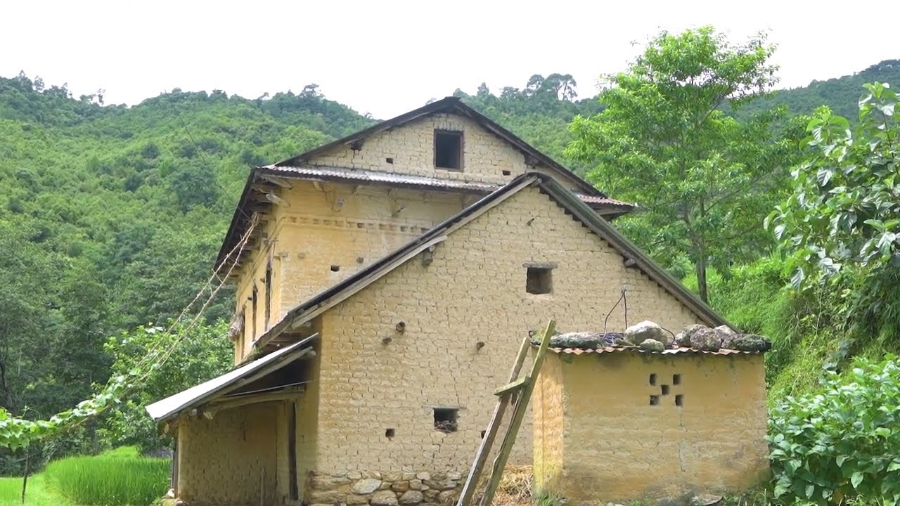 Living In Mountain - Living Self Sustaining Lifestyle - Off Grid Living !