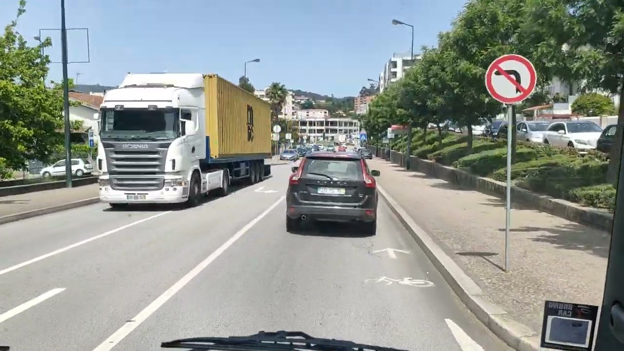 Portugal, uma volta na cidade de paredes.