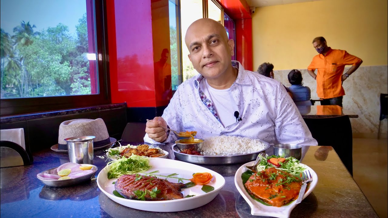 Fresh Seafood Lunch At NAYAK FISH LAND, Murudeshwar | Coastal Temple Town, Uttara Kannada