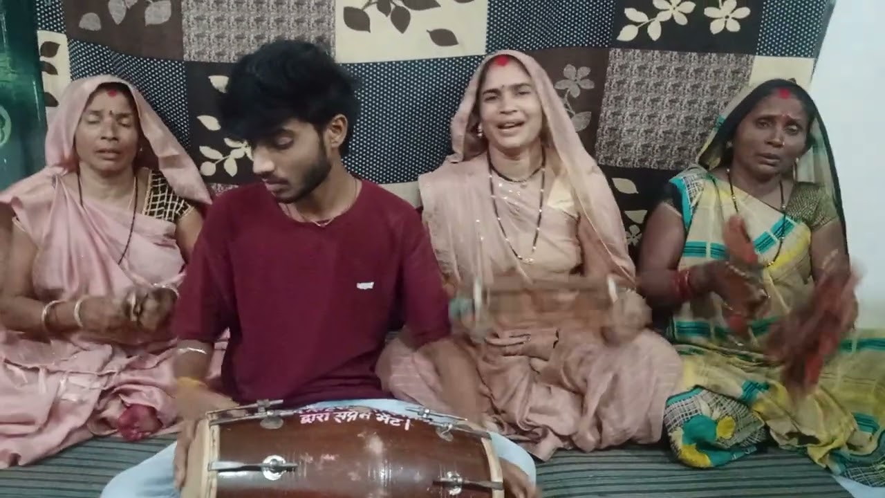 मजा राम राम में ओर मजा नैया कछु काम में...!!🧡✨🌍#बुंदेली #वायरल #bhaktisong 