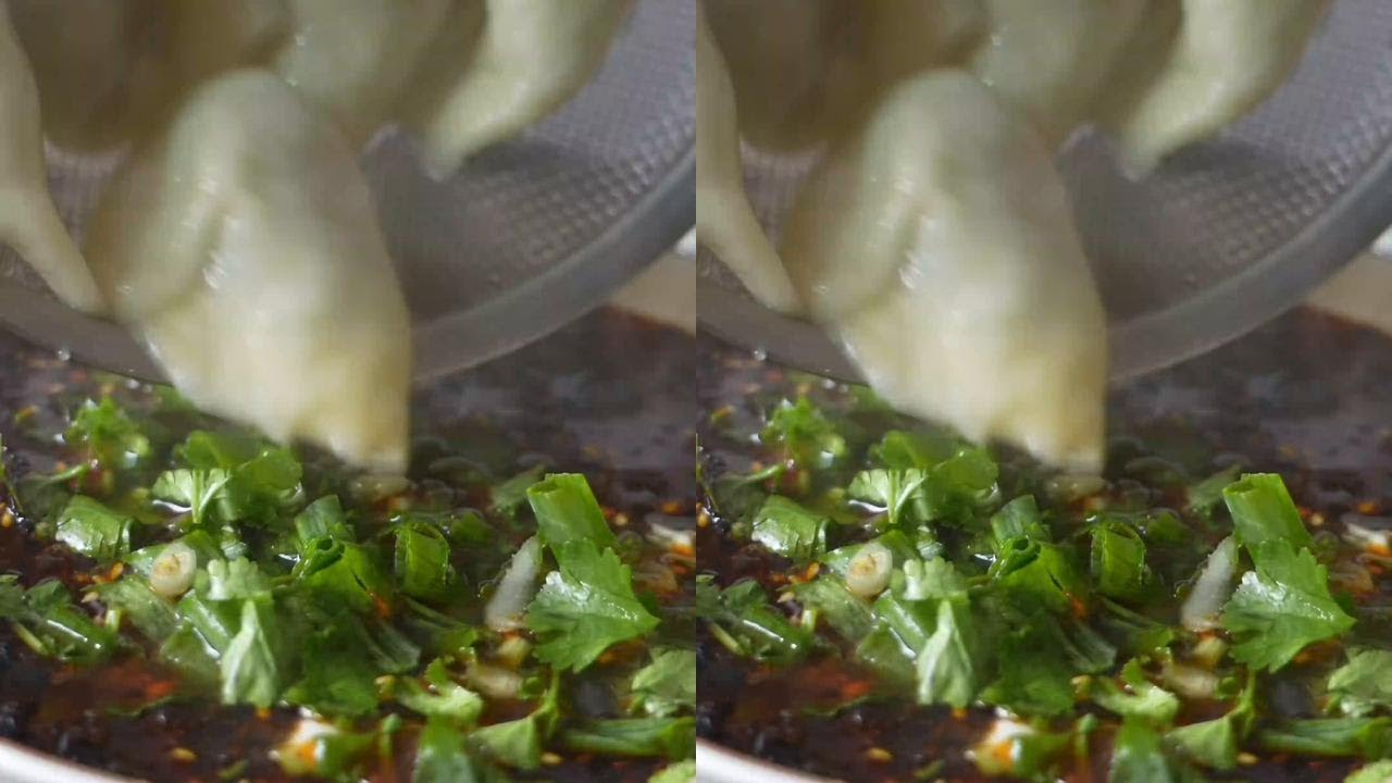 一锅饺子两种吃法，南北方吃饺子的差异，吃撑了，实在是都很好吃#乡村生活家 #治愈系乡村美食 #冬季暖胃美食 #我的田园生活 #平淡治愈的乡村生活
