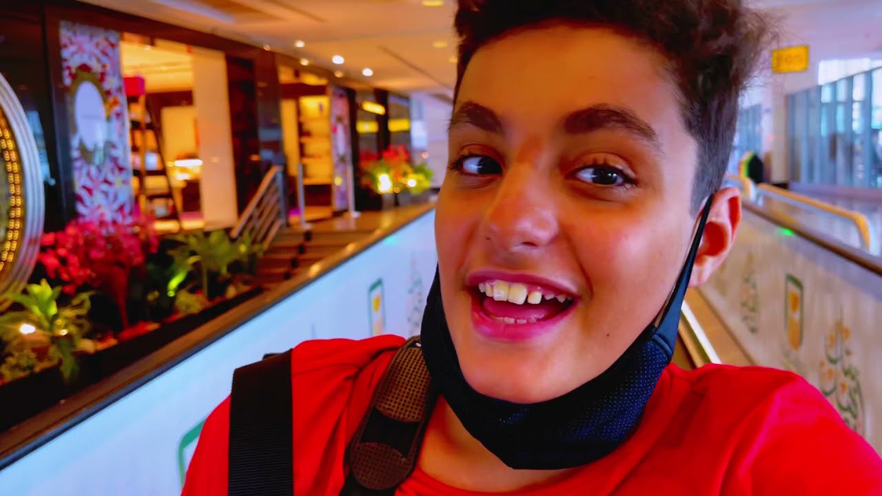 لحظة وصول ماما و حسن المطار و رانسي و بابا في انتظارهم ( مؤثر جدا )