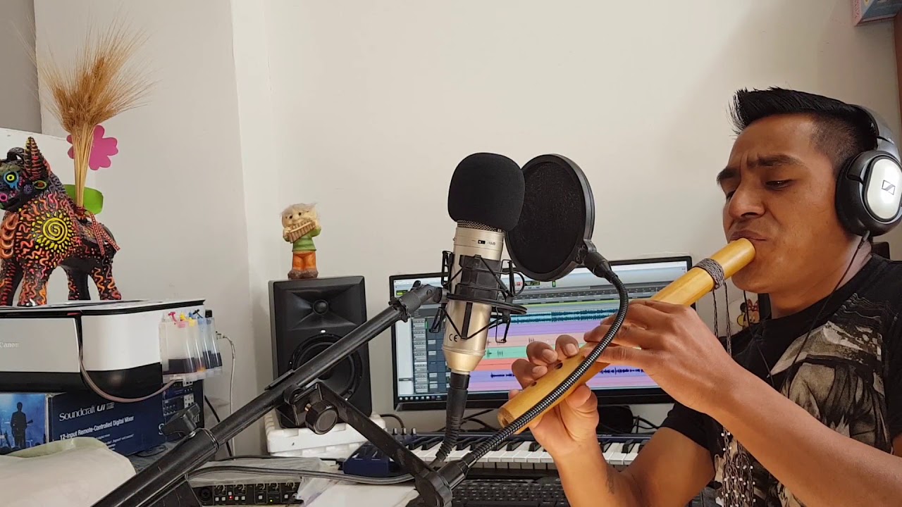 LARRY BAMBÚ - La Flor de la Canela - Isabel Chabuca Granda