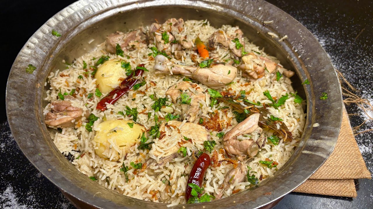 Muslim Style Chicken Pulao Recipe | चिकन पुलाओ की रेसिपी | Easy Chicken Pulao Zulekhas Kitchen Style