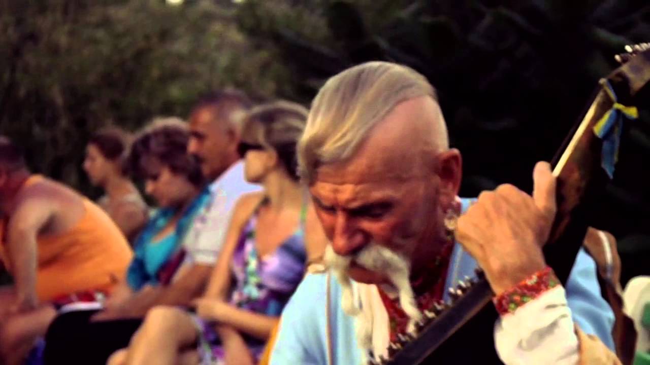 THE LAST KOBZAR &bull; a portrait of OSTAP KINDRACHUK in Crimea