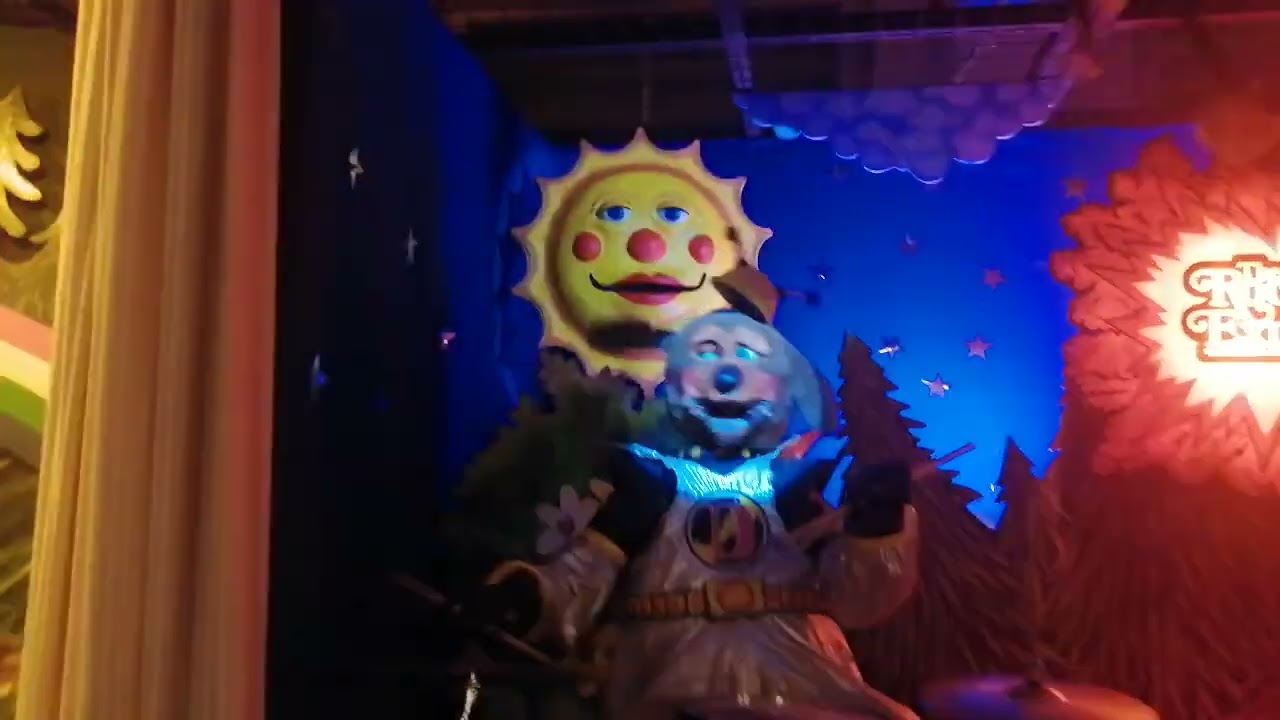 DreamFactory's Rock-afire Explosion- London Bridge