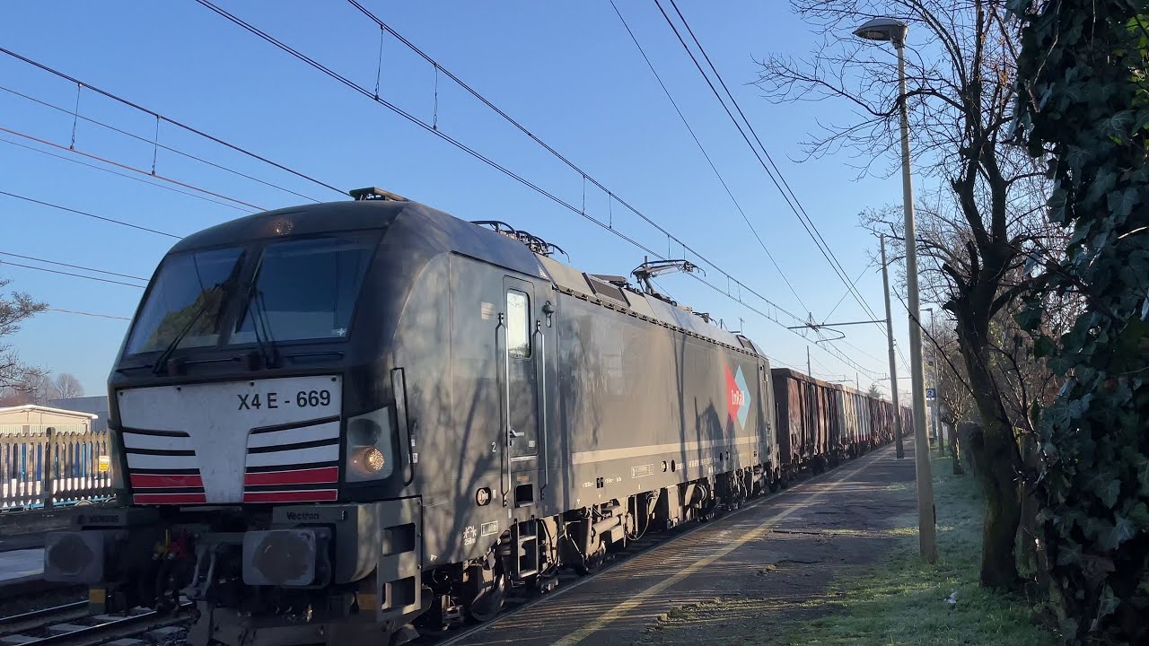 Siemens Vectron E193 669 di Dispolok noleggiata ad Inrail.