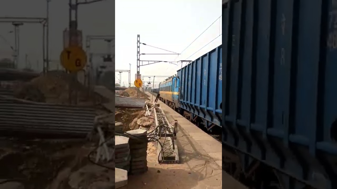 Beautiful Wag 7 Locomotive Maal Gaadi Freight Train incoming #shorts