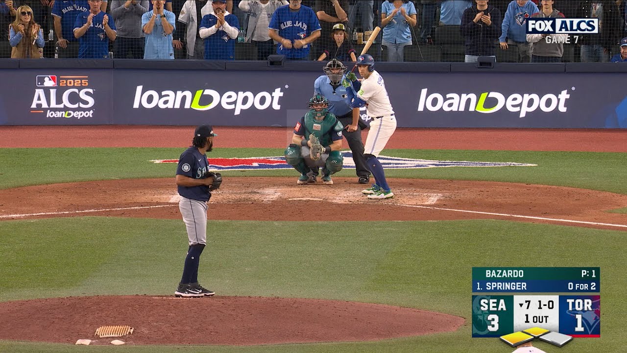 CLUTCH GENE 🚨 George Springer hits go-ahead three-run home run to give Blue Jays lead in ALCS Game 7