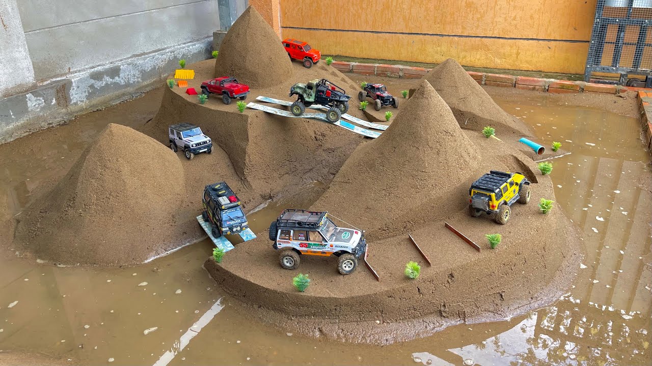 RC Cars Extreme Obstacle Challenge &ndash; Who Will Survive the Dangerous Course?