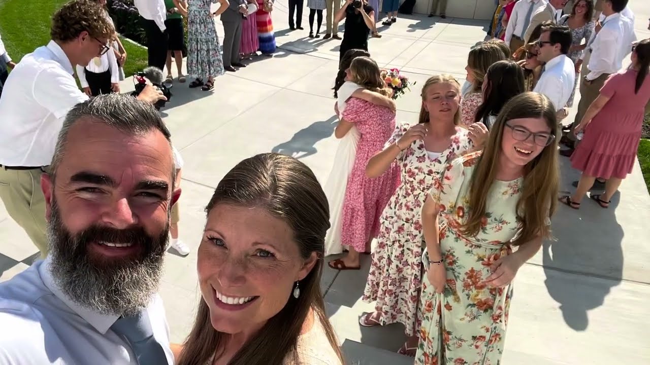 She Got Married!?! Super Vlog!!!