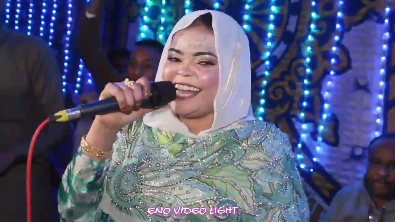 الترند الجديد الفنانه ناهد محجوب _ سايق البوكسى بيمشي كيف
