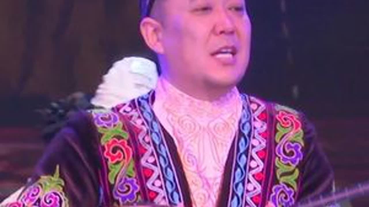 情景剧《丝路新章·阿禾公路上的婚礼》 《加尔 加尔》#舞台表演 #民族特色民族文化 #演出现场