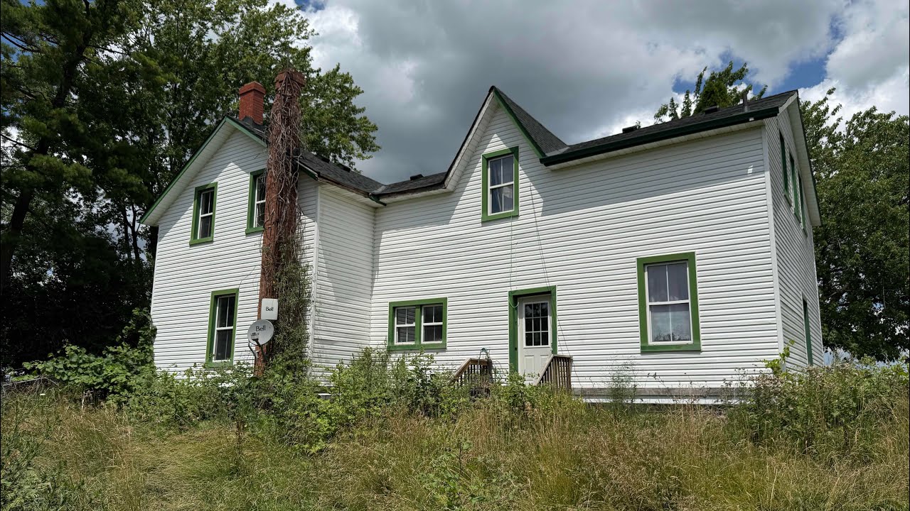 ABANDONED heritage farmhouse and 100 acre equestrian estate **EVERYTHING LEFT BEHIND**