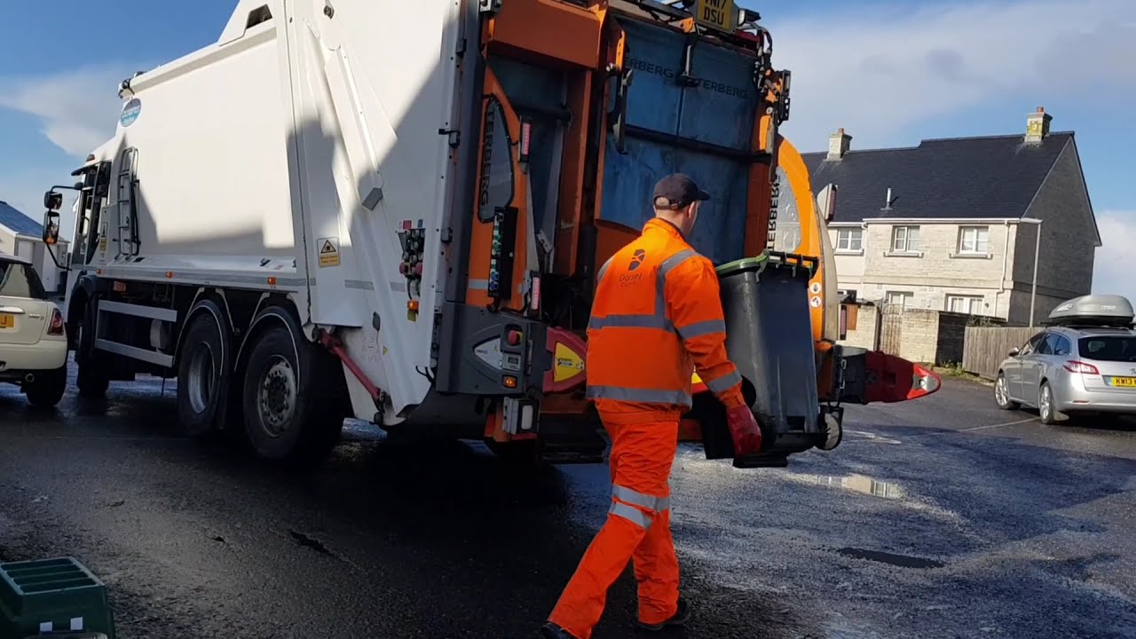Weymouth bin lorry's week 2/2