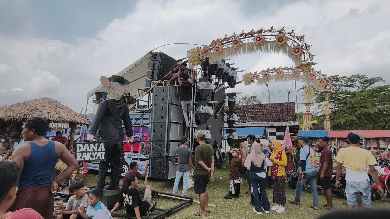 Deretan sound yang sudah hadir di karnaval paleran penuh dengan sound balap