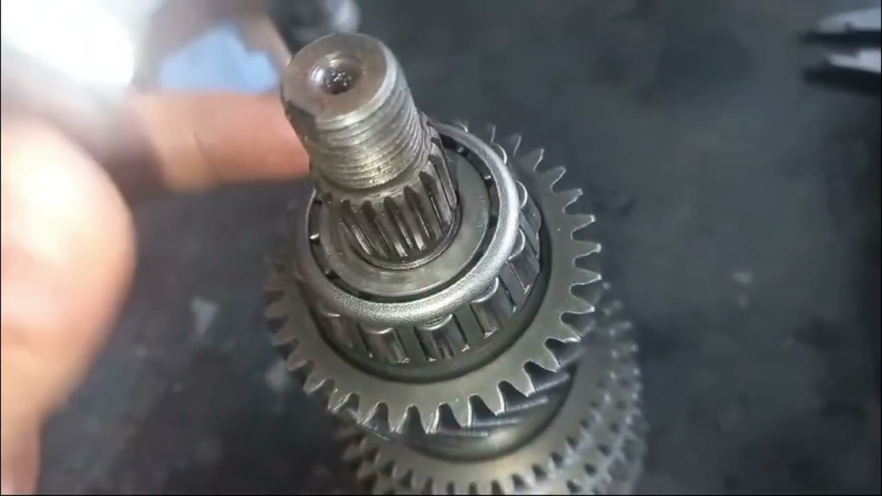 REPARACION DE CAJA DE  CAMBIOS  (CHEVROLET SAIL)