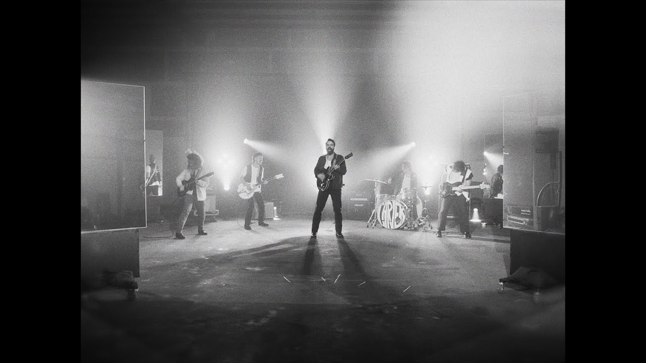 Carver Commodore - TOO LOUD (Official Music Video)
