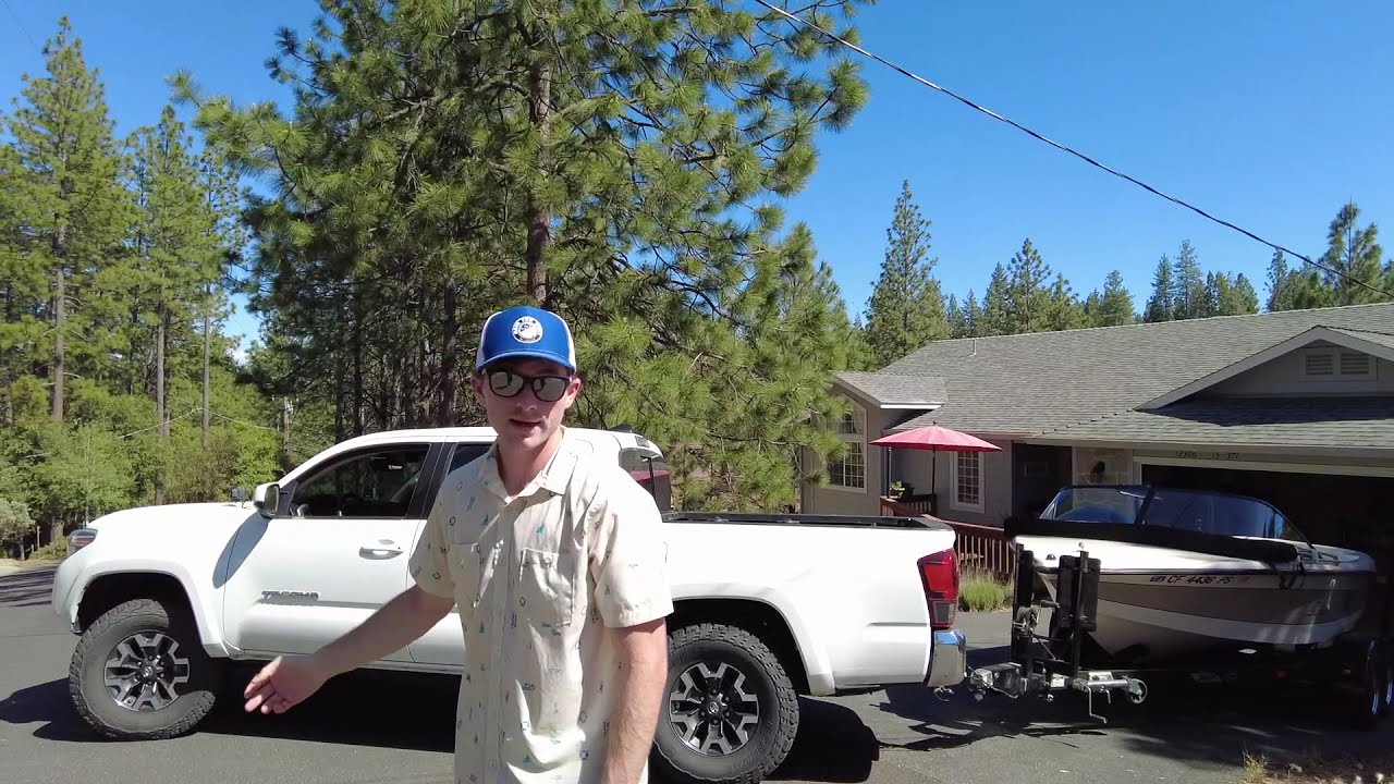 Как припарковать прицеп на подъездной дорожке