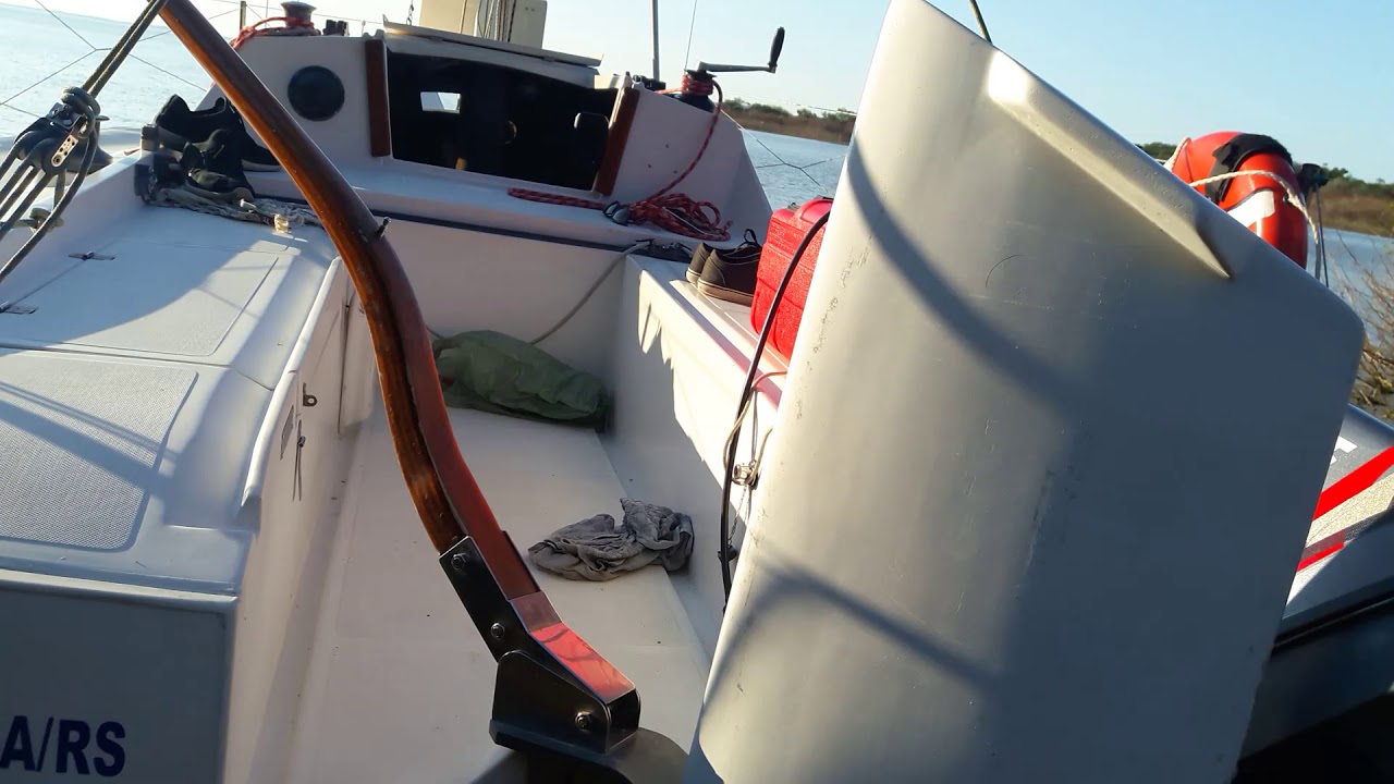 Veleiro Delta 21 e Skipper 21 lado a Lado na Lagoa dos Patos