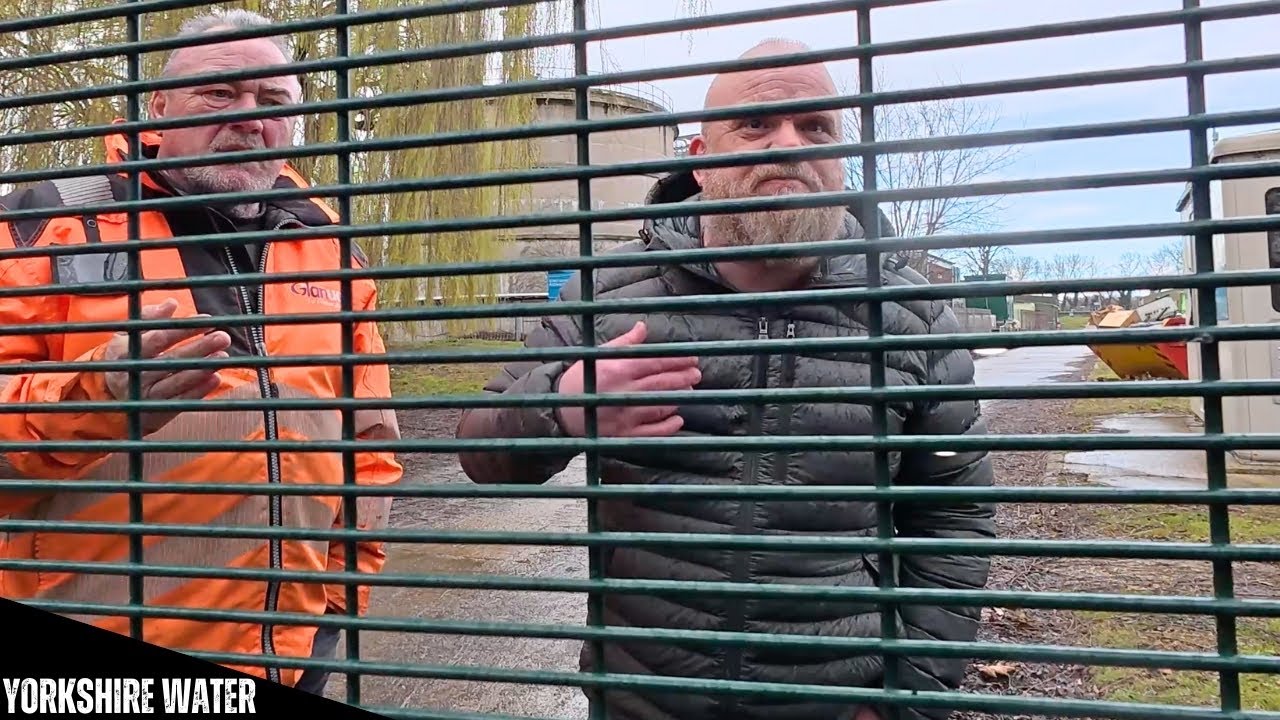 FOUL MOUTHED Employee at Disgusting Yorkshire Water 💦🤬😲😒