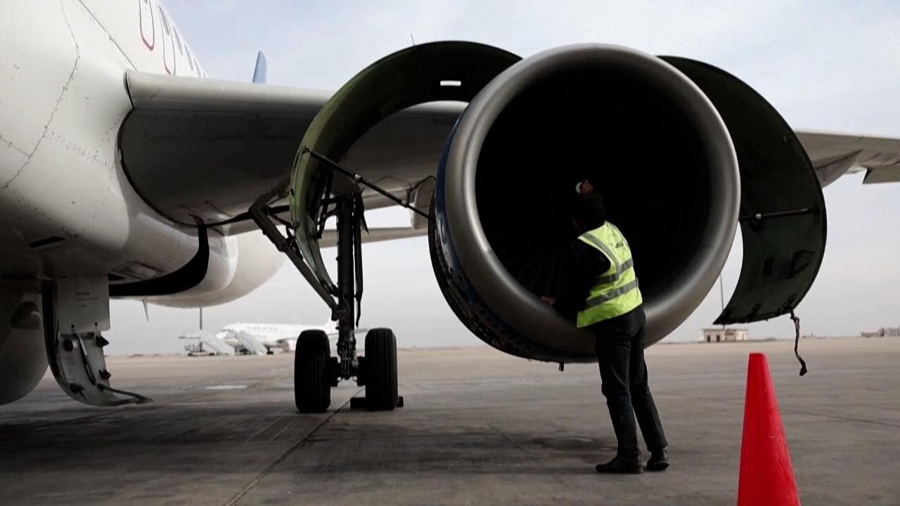 SIRIA, l'alleanza dei RIBELLI al lavoro per ripristinare l'AEROPORTO di DAMASCO
