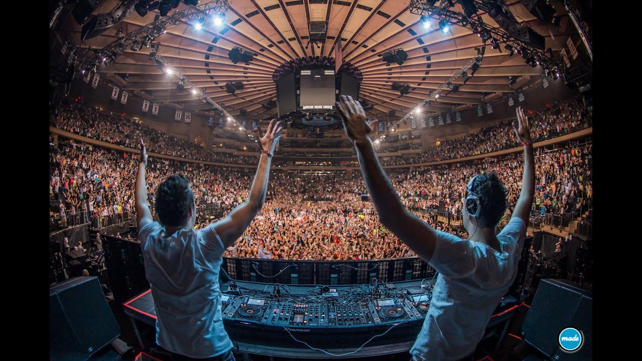 ItaloBrothers - Stamp On The Ground (KEVU Festival Mix) - W&W - UMF Europe 2023