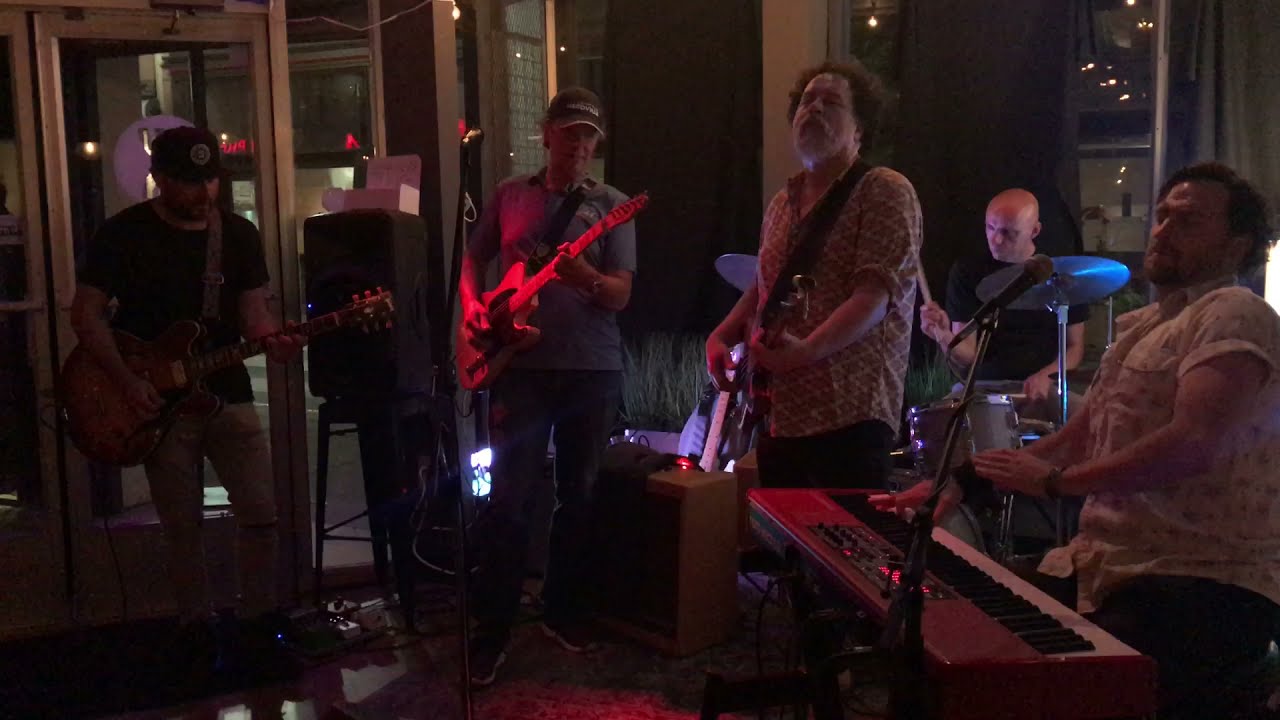 Joe Bonamassa joins Guthrie Trapp for Blues Deluxe playing a Grammatico Tweed Pro Amp