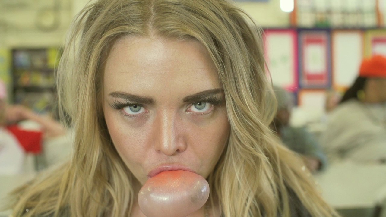 Durag Dynasty Feat. Domo Genesis 