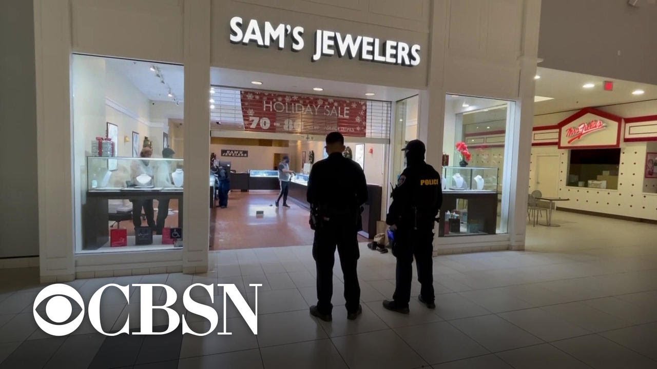 California’s Bay Area stores targeted by mobs of looters