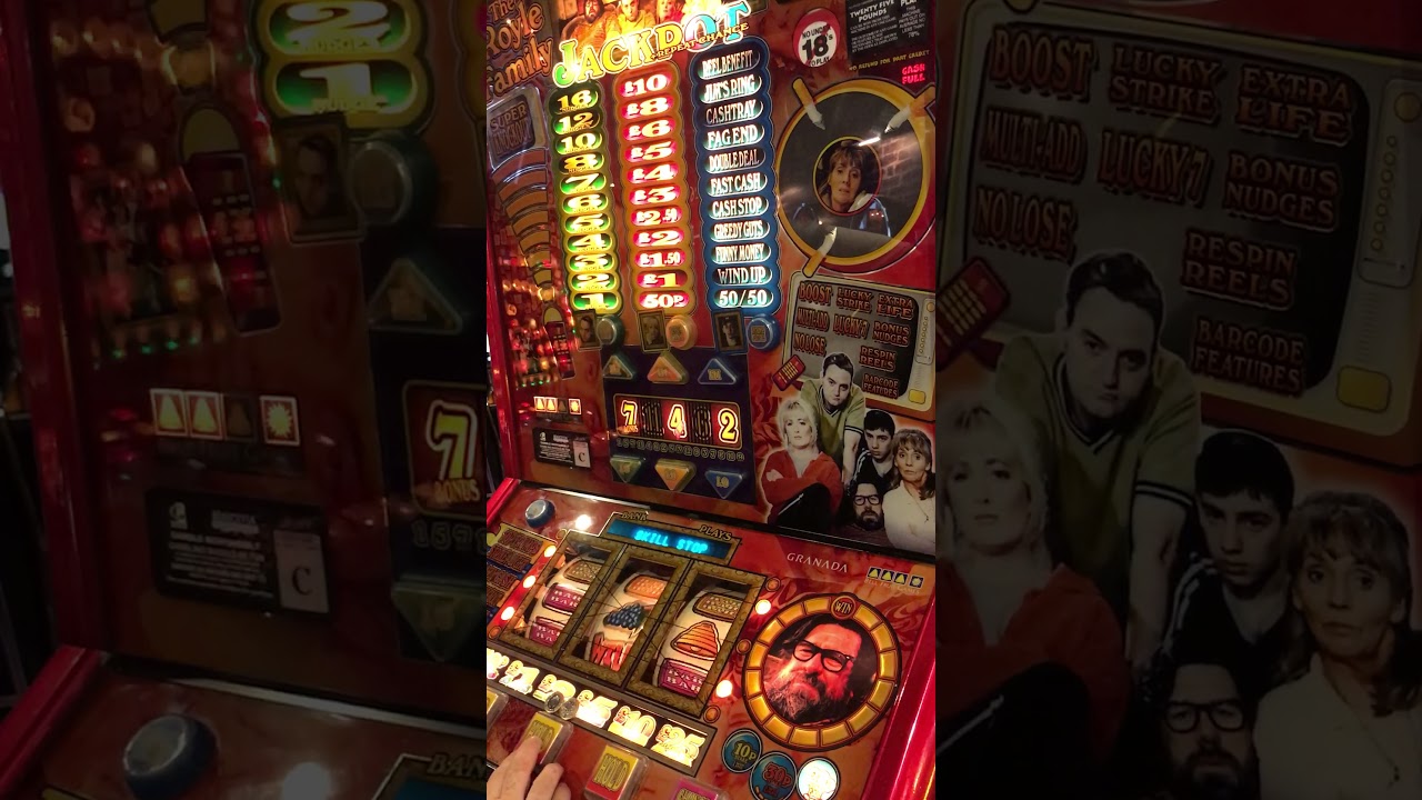 The Royle Family Fruit Machine Emptier!