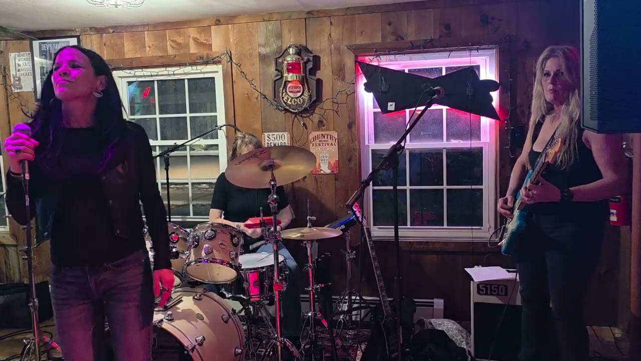 Dev's Tavern - Jezebel 2