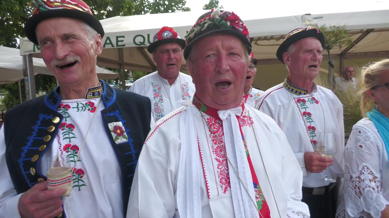 DOLNÍ DUNAJOVICE-Společný závěr 16.ZPÍVÁNÍ MUŽSKÝCH SBORŮ 