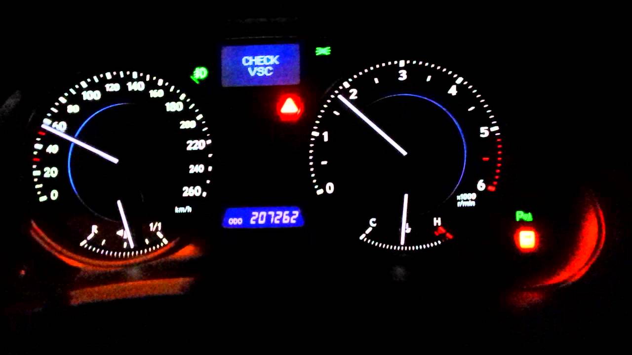 Горит VSC Lexus IS220D