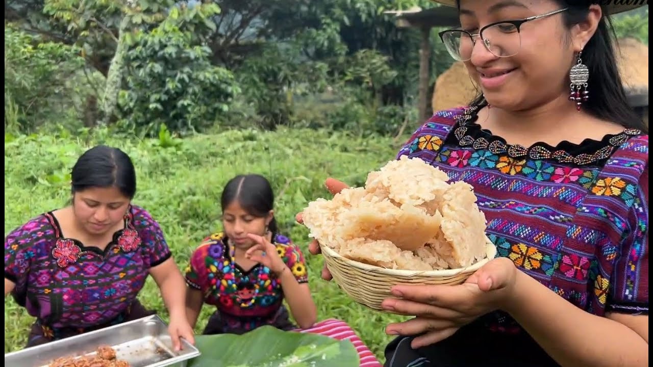 Preparando dulces típicos de Guatemala
