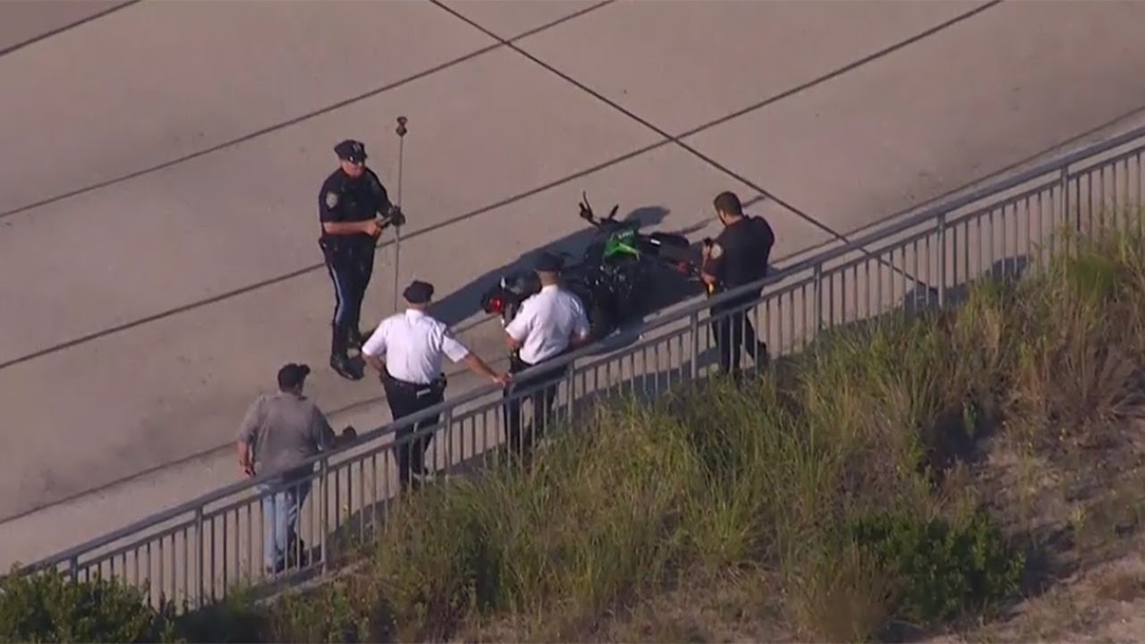 Fatal motorcycle crash on boardwalk in Queens