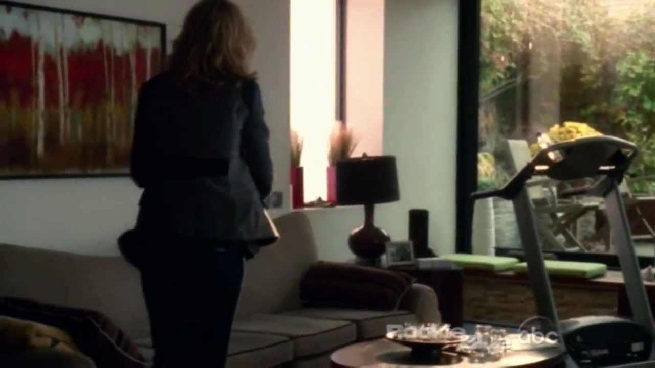 Rookie Blue: Jo's Mission - I'm Gonna Tear Your Playhouse Down (Ann Peebles)