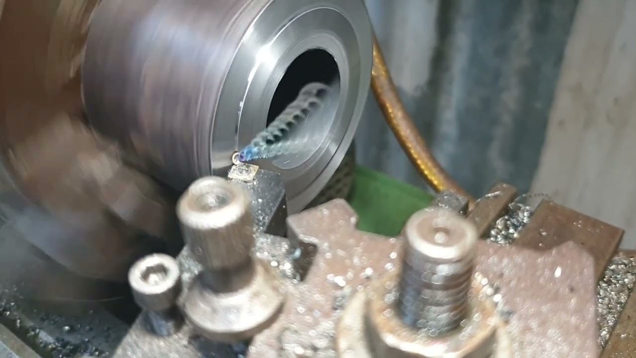 Machining on the Emco Maximat Super 11 Lathe