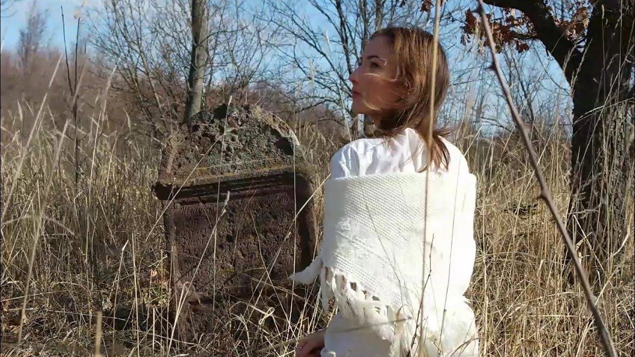 Ballad of a Dead Man - Hungarian Folk Song / Megöltek egy legényt (magyar népdal)