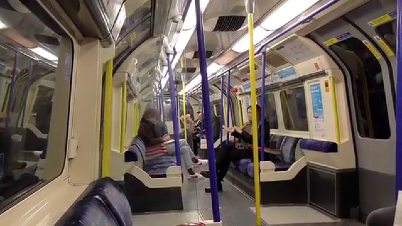 Leaving Kings Cross St Pancras Underground Station On A Piccadilly Line Service (16/1/16)