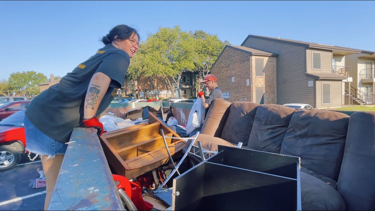 Huge Roll Off Dumpster was FULL – We Saved All We Could From Going to the Landfill! Awesome Dive :)