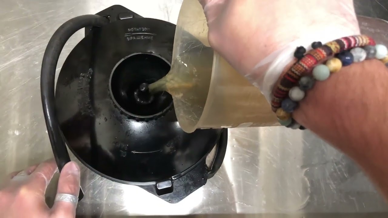 16mm Hand Processing Film with LOMO Tank.
