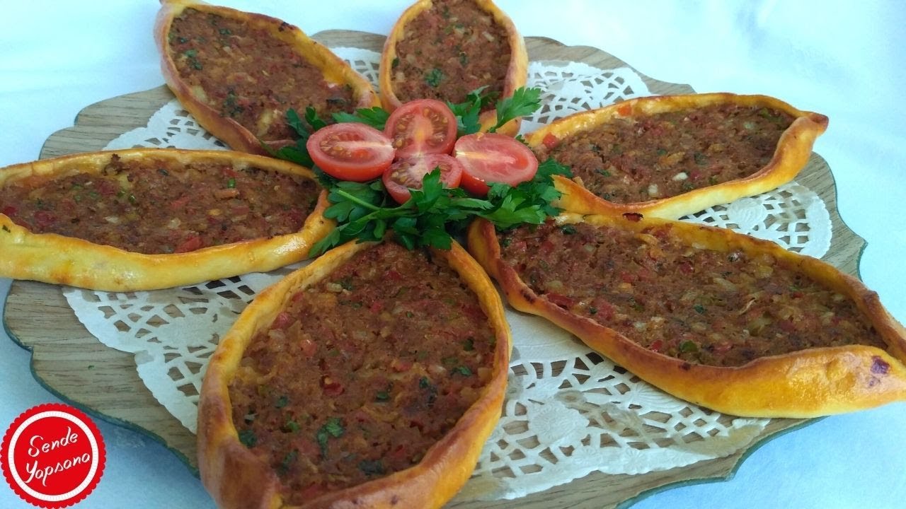Домашний рецепт турецкой питы с фаршем