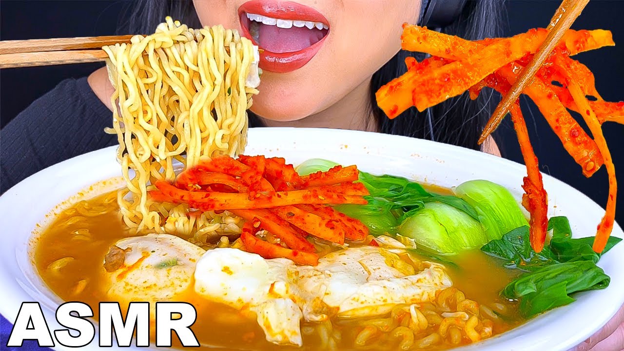 ASMR RAMEN NOODLES SOFT BOIL EGGS & BELLFLOWER ROOT KIMCHI MUKBANG EATING SHOW ASMR PHAN