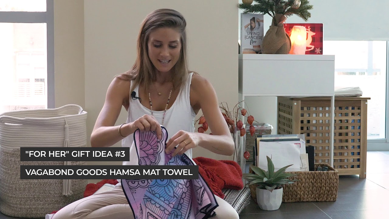 Best Holiday Yoga Gift Ideas: Gifts for Her