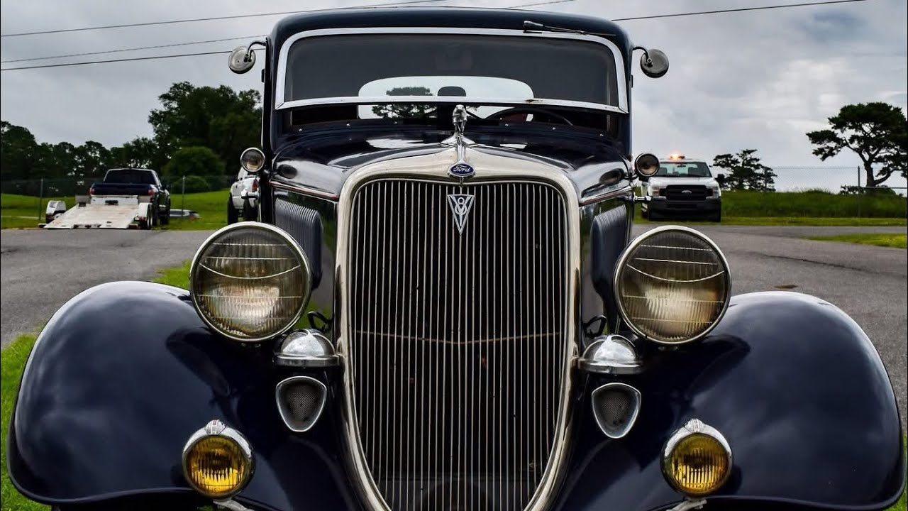 Cold start 34 ford coupe straight pipe flathead v8 